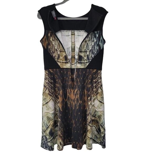 Vince Camuto Dress Sleeveless Fit & Flare Snake Print Black Size 6 - Picture 3 of 4